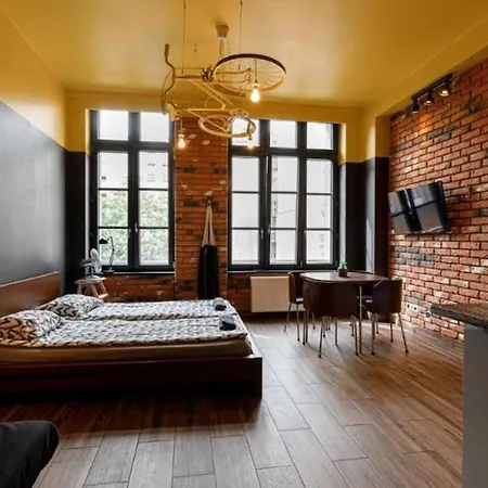 Close-golden - Cozy Studio - Great Location&k28 Apartment Wroclaw